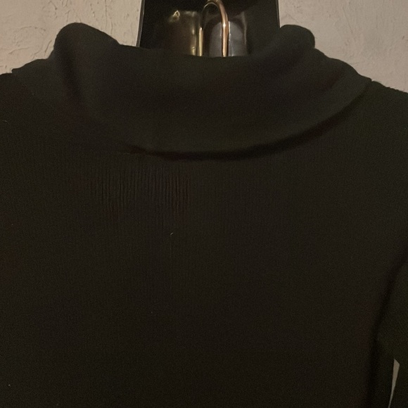Medium Cyrus black long sleeve cowl neck knit sweater - Picture 9 of 16